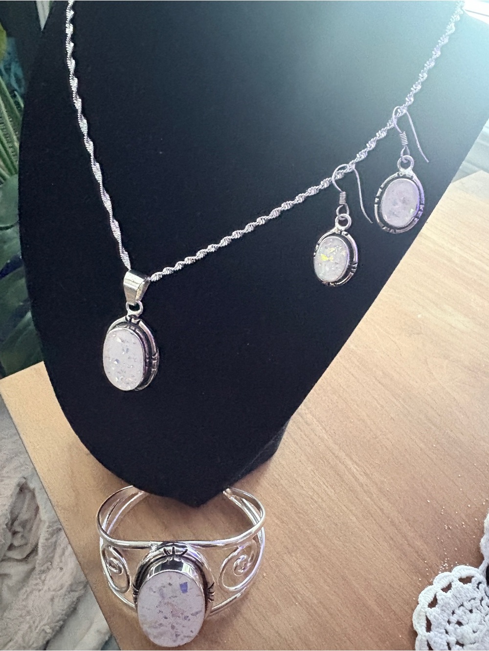 Overlay w/real silver, White Opal-like stones. Necklace, bracelet & Earring Set.